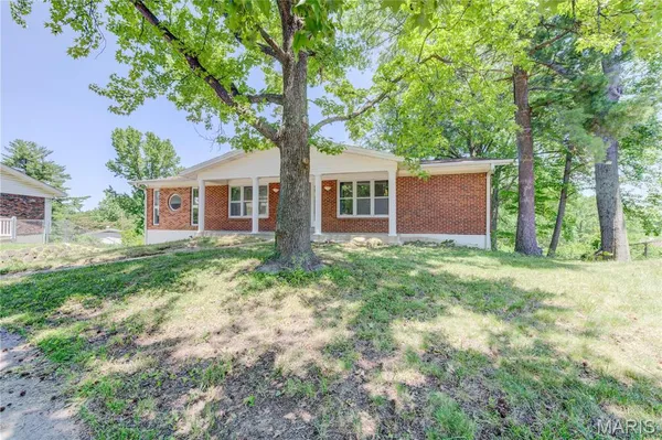 $2,500 | 1219 Blairshire Drive, Ballwin, MO 63011