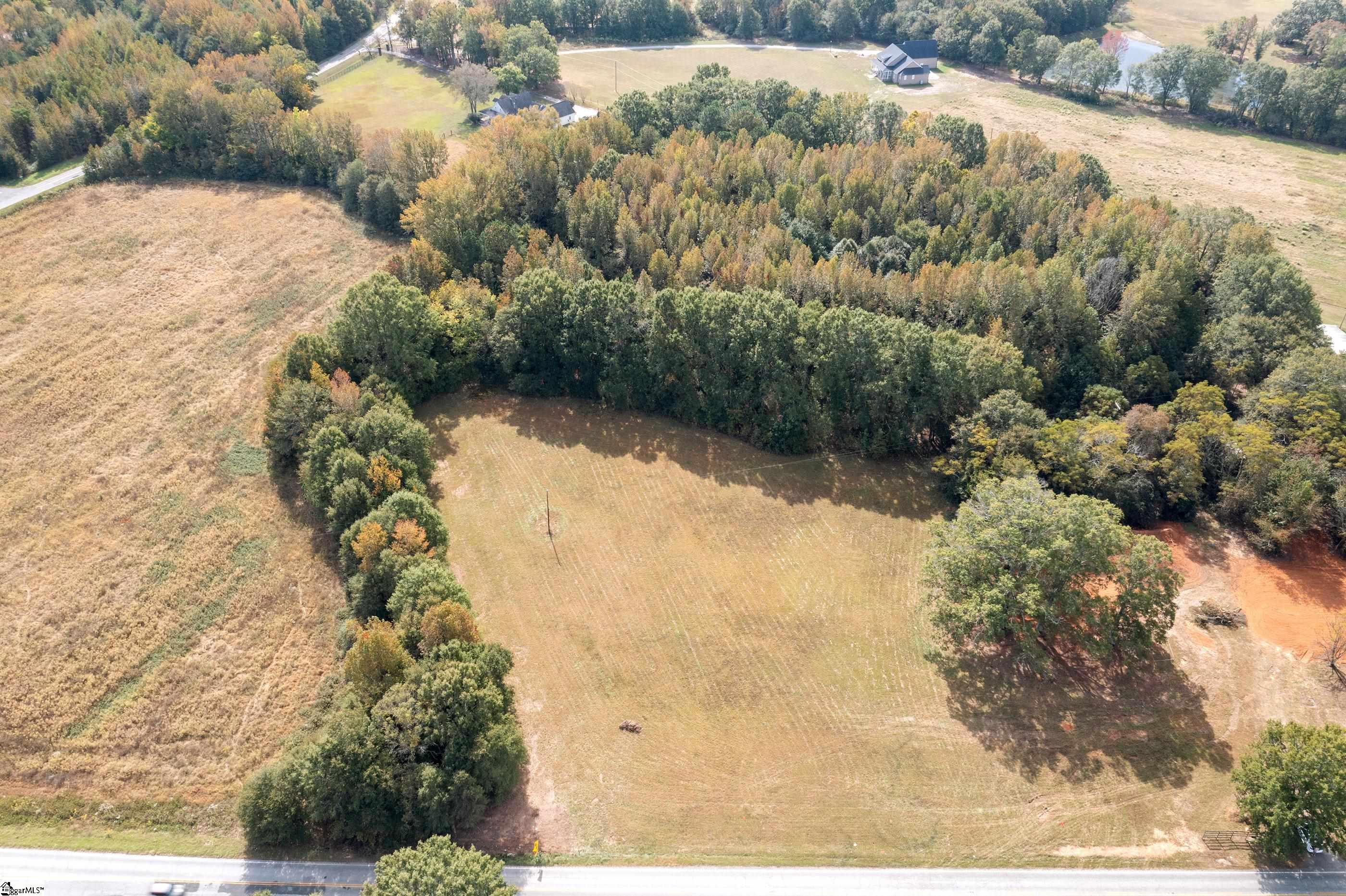 1150 Garrison Road Pelzer, SC 29669 - Photo 4 of 9