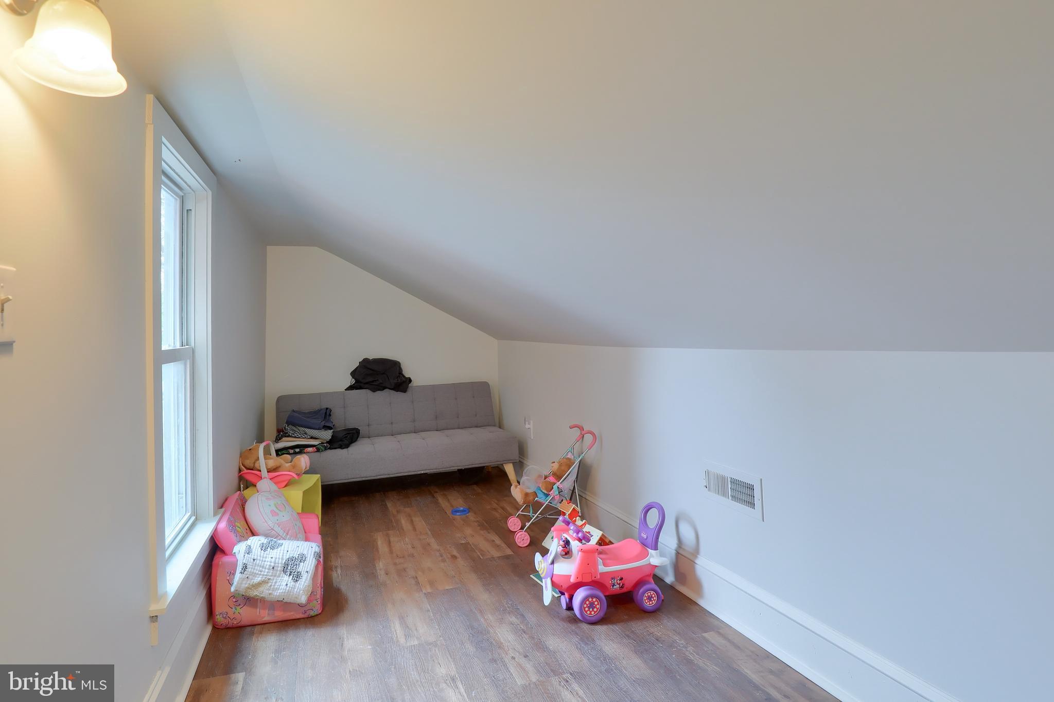 459 High Street Lancaster, PA 17603 - Photo 16 of 19