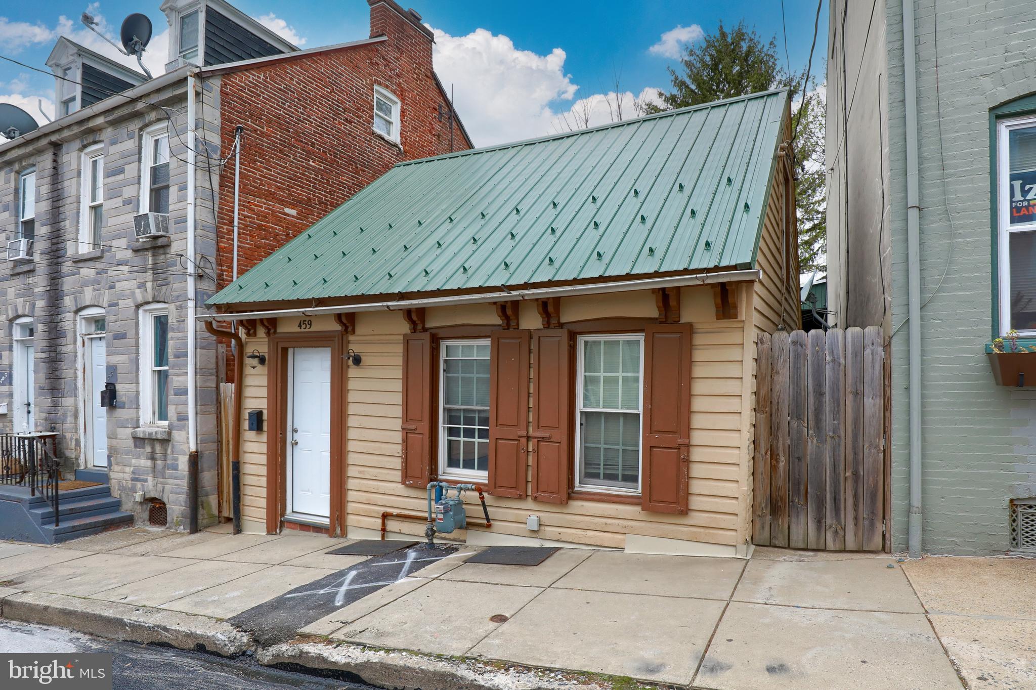 459 High Street Lancaster, PA 17603 - Photo 2 of 19