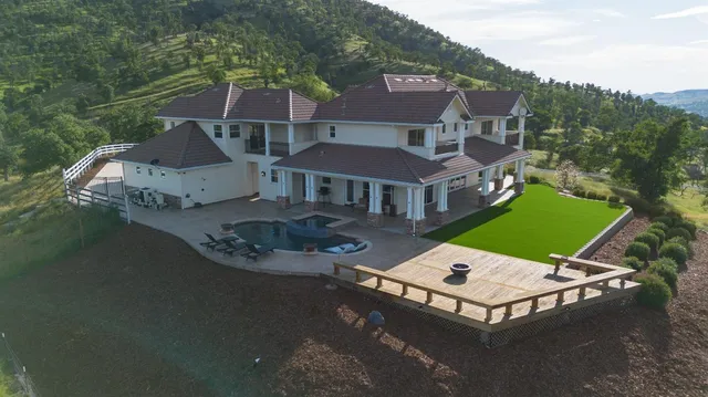 $2,450,000 | 11660 Rusty Spur Lane, Clovis, CA 93619