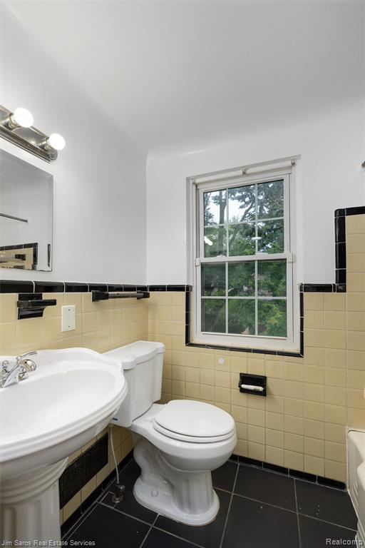 302 Alter Road Detroit, MI 48215 - Photo 11 of 20 Gallery Image 11