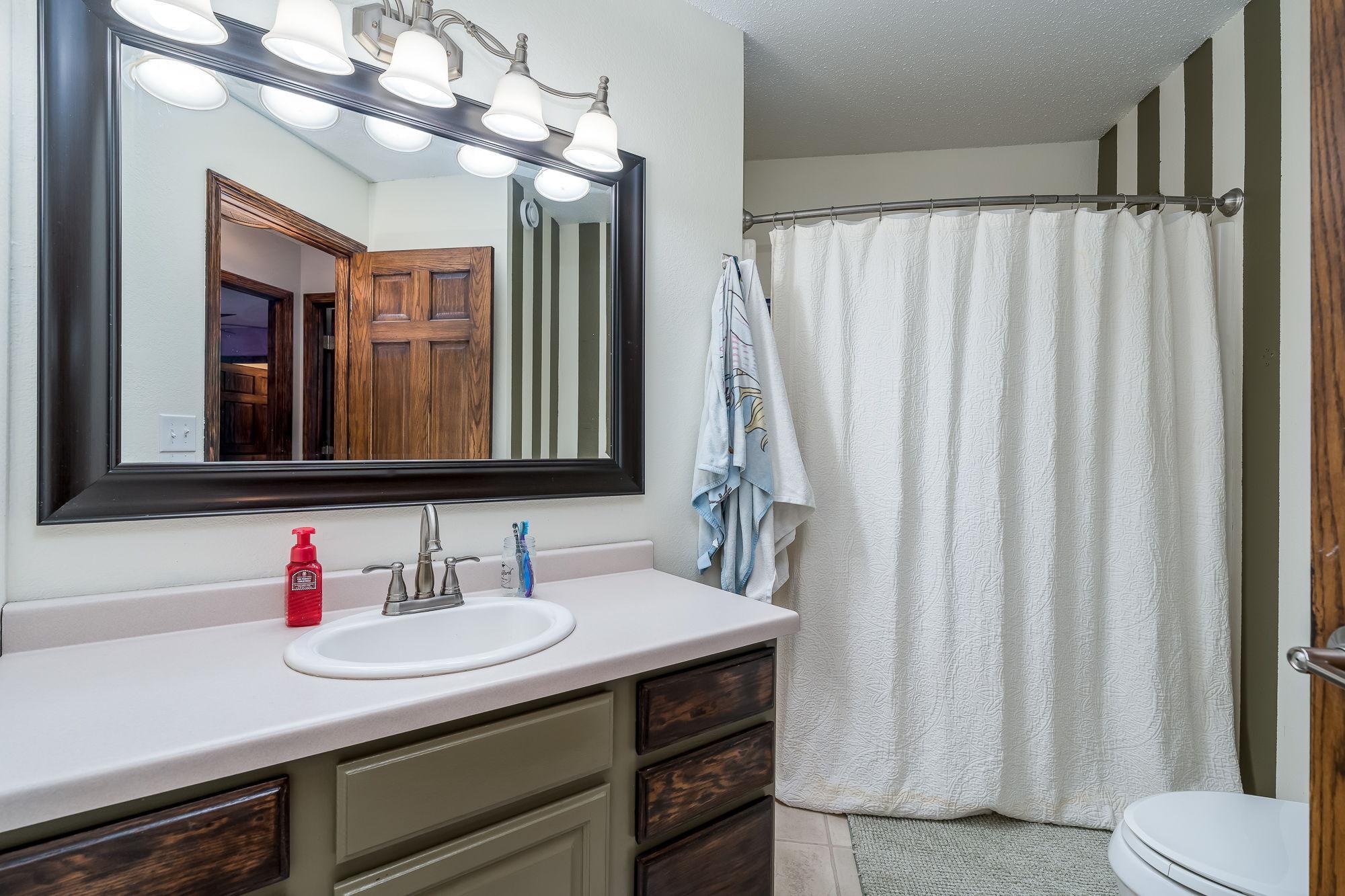 900 10th Street Southeast Waseca, MN 56093 - Photo 21 of 32