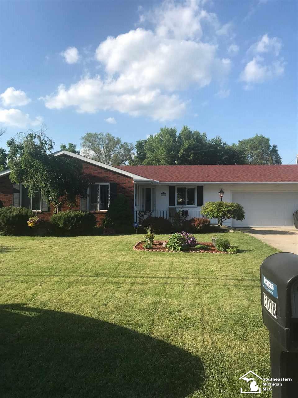 5018 West Albain Road Monroe, MI 48161 - Photo 2 of 29 Gallery Image 2