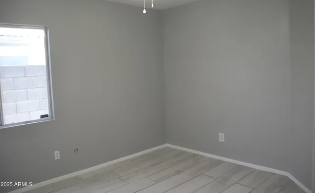 $368,000 | 15345 West Port Royale Lane, Surprise, AZ 85379