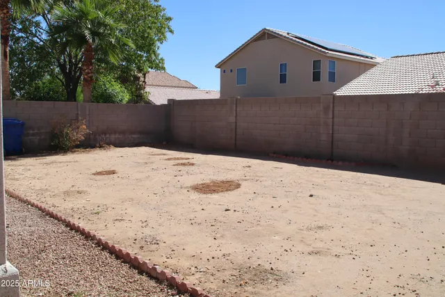$368,000 | 15345 West Port Royale Lane, Surprise, AZ 85379