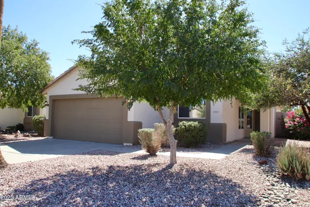 $368,000 | 15345 West Port Royale Lane, Surprise, AZ 85379