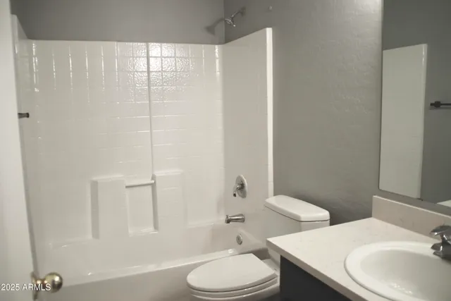 $368,000 | 15345 West Port Royale Lane, Surprise, AZ 85379