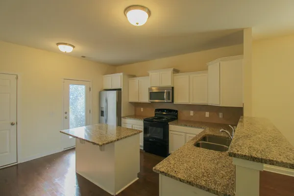 $2,330 | 4946 Ballantine Drive, Summerville, SC 29485