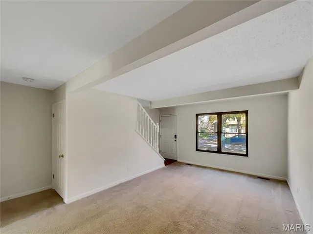 $190,000 | 2417 Charente Drive, Maryland Heights, MO 63043