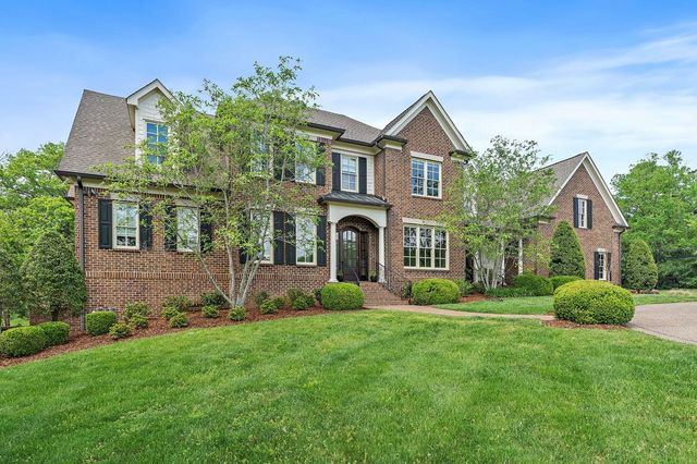 $2,740,000 | 5899 Willshire Drive, Nashville, TN 37215
