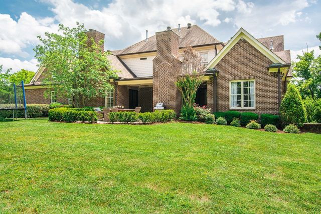 $2,740,000 | 5899 Willshire Drive, Nashville, TN 37215