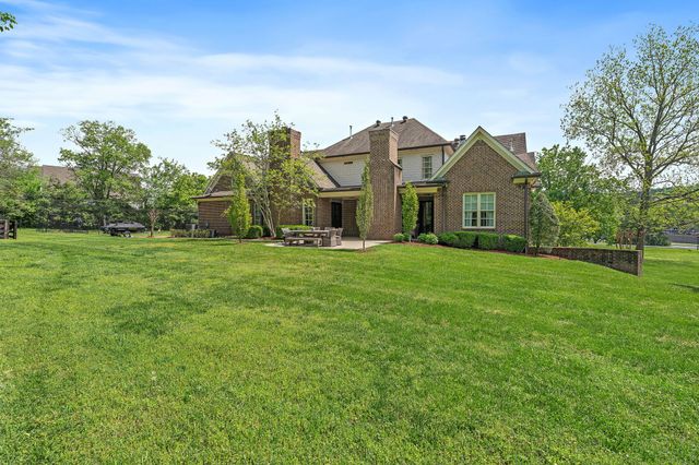 $2,740,000 | 5899 Willshire Drive, Nashville, TN 37215