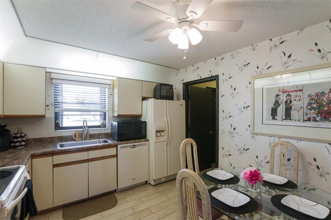 9096 Southwest 20th Street, Unit F Boca Raton, FL 33428 - Photo 17 of 35 Photo 17