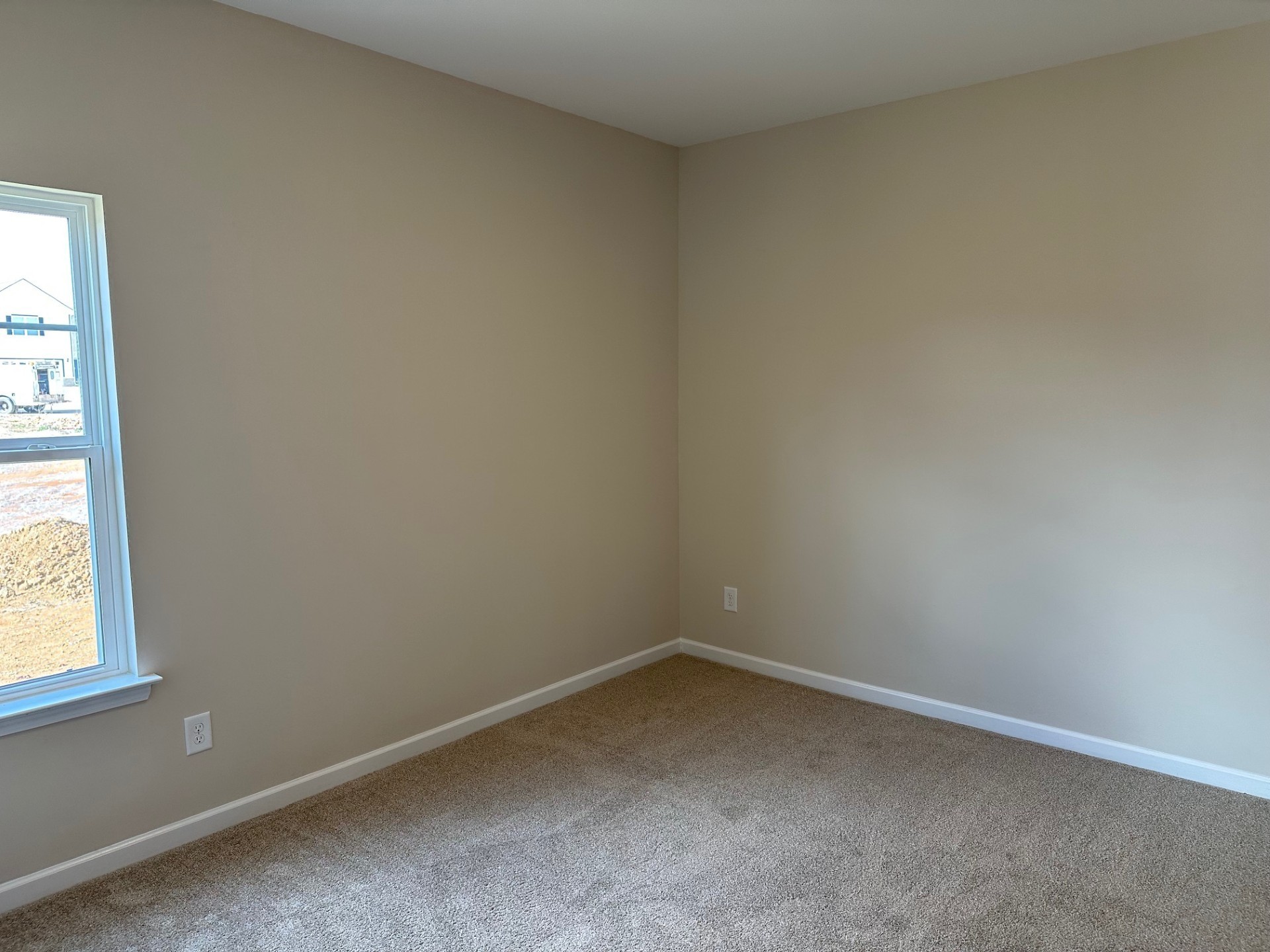9008 Ada Way Fairview, TN 37062 - Photo 10 of 14 an empty room with a window