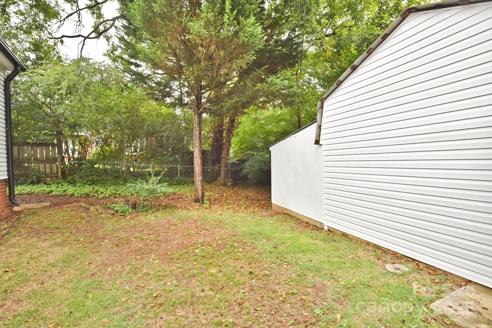 1059 Old Charlotte Road Southwest Concord, NC 28027 - Photo 6 of 27 Gallery Image 6