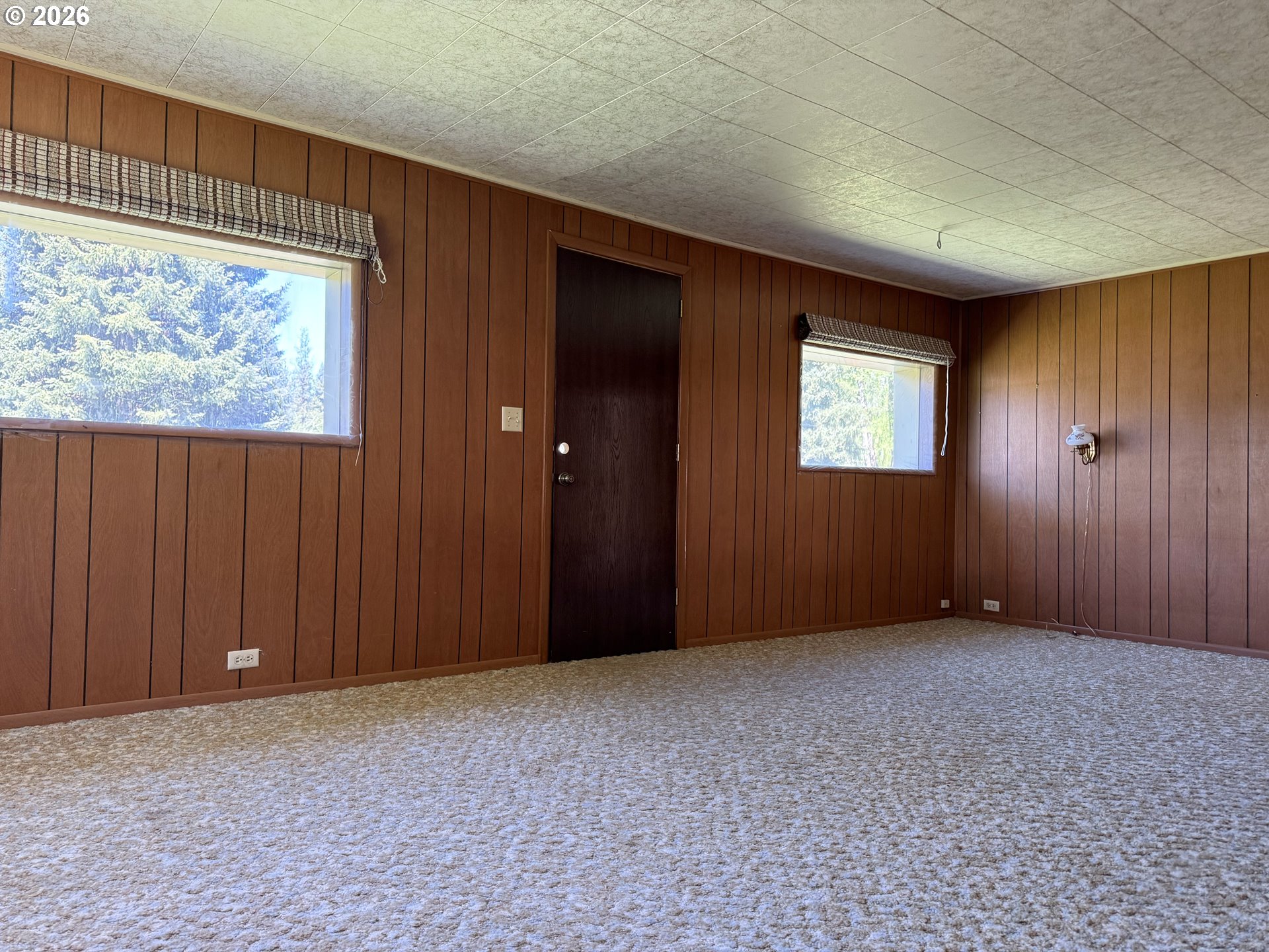 320 Bonanza Street Sumpter, OR 97877 - Photo 15 of 34 Family Room