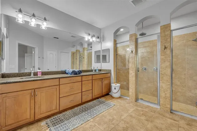 $875,000 | 607 East Oakland Avenue, Winter Garden, FL 34787