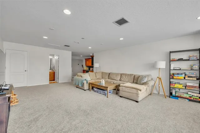 $875,000 | 607 East Oakland Avenue, Winter Garden, FL 34787