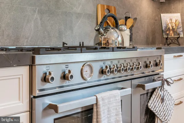 $1,849,900 | 962 Tennis Avenue, Ambler, PA 19002