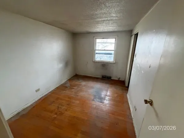 $71,000 | 16510 Winchester Avenue, Markham, IL 60428