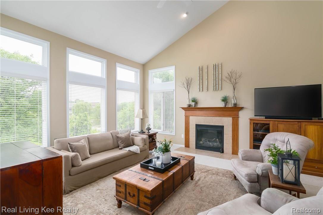 1205 Tulberry Drive Rochester, MI 48306 - Photo 9 of 70 1205 Tulberry Cir-9.jpg