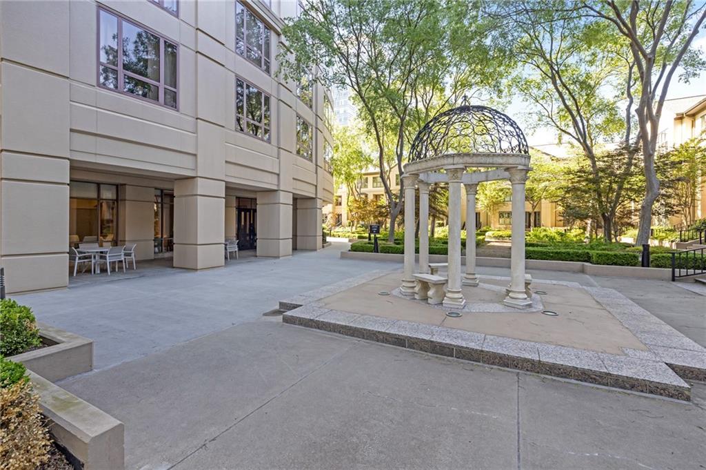 3475 Oak Valley Road Northeast, Unit 650 Atlanta, GA 30326 - Photo 21 of 27