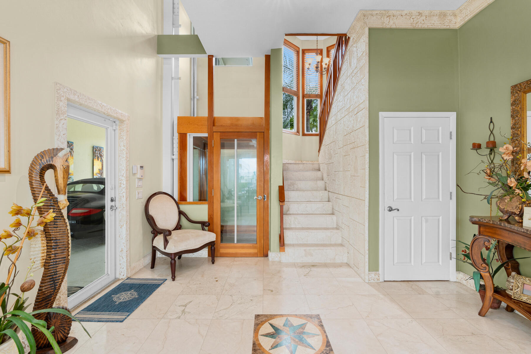 51 Mutiny Place Key Largo, FL 33037 - Photo 13 of 75 a view of a room with gym equipment