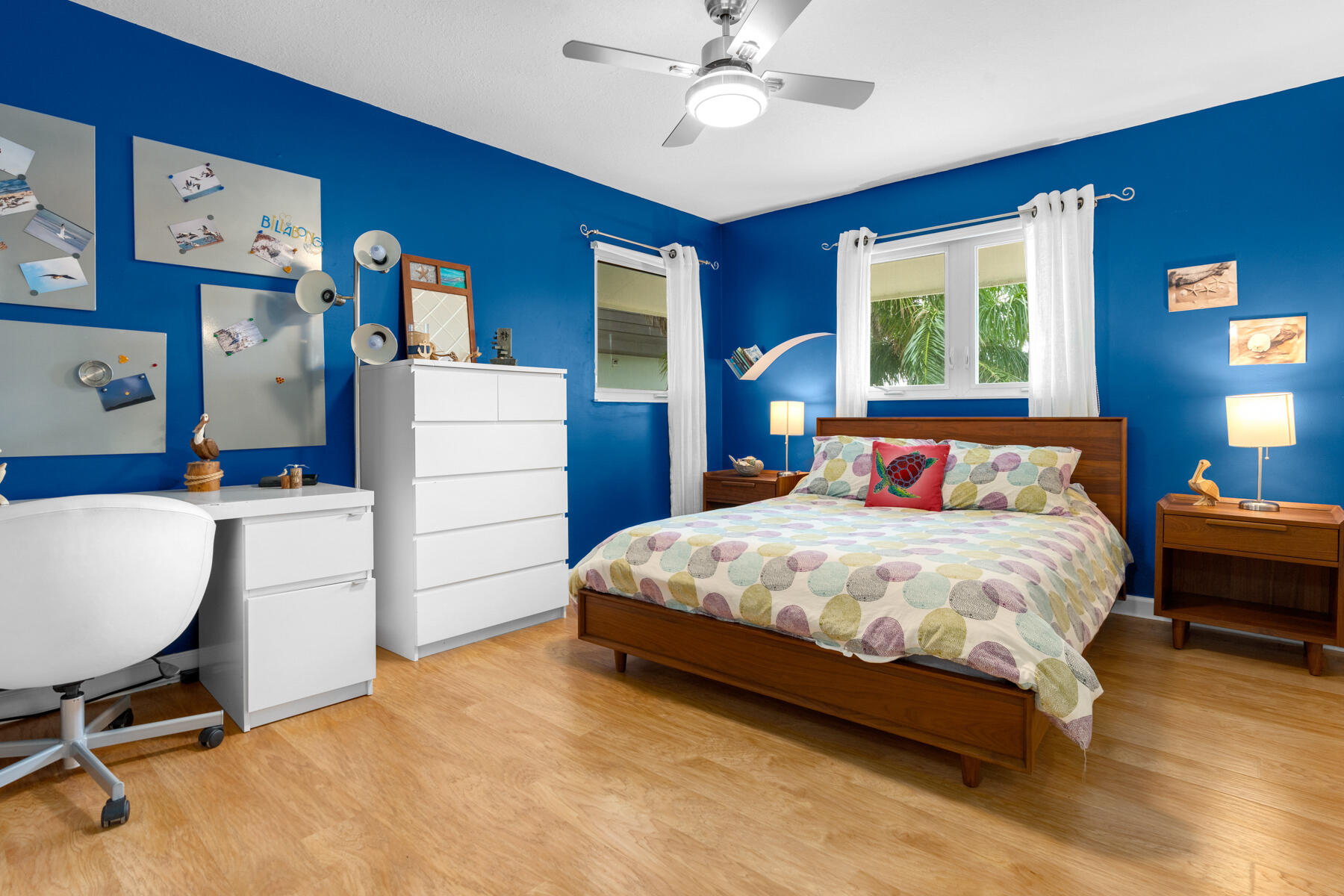 51 Mutiny Place Key Largo, FL 33037 - Photo 38 of 75 a bedroom with a bed and furniture