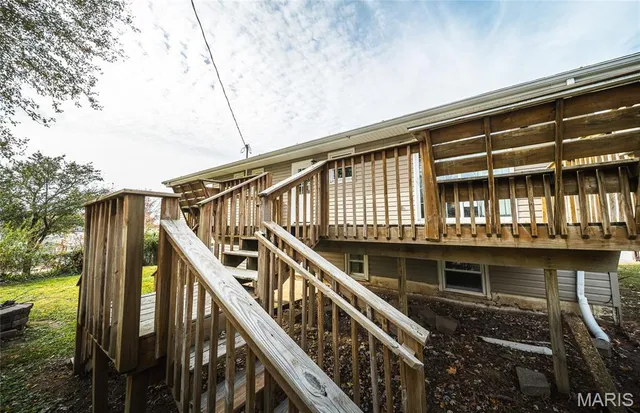 $315,000 | 1408 Scenic Drive, Rolla, MO 65401