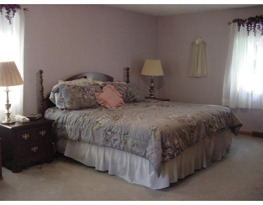 80 Florida Road Tewksbury, MA 01876 - Photo 8 of 11 Gallery Image 8