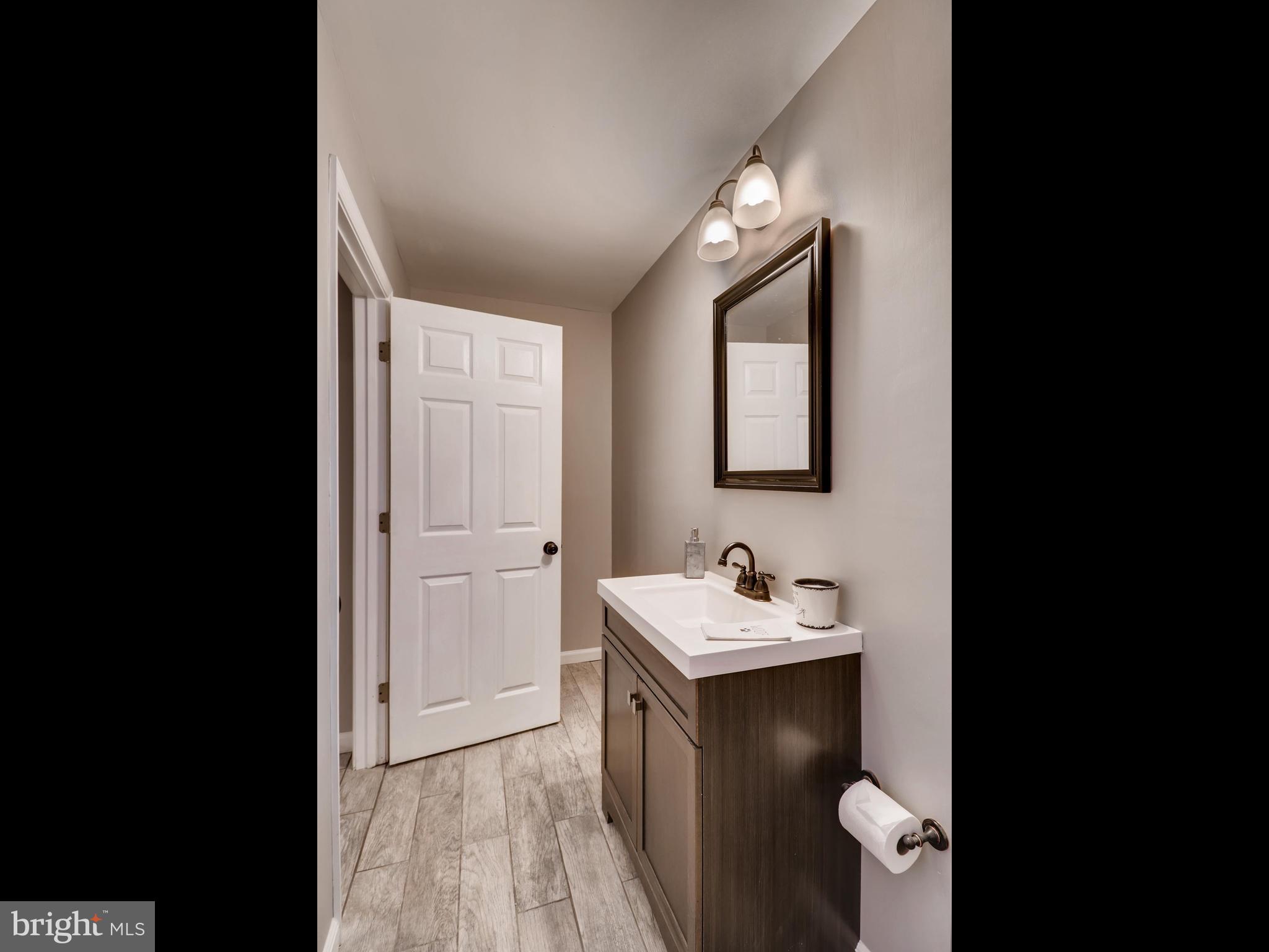 728 Brookwood Road Baltimore, MD 21229 - Photo 20 of 25