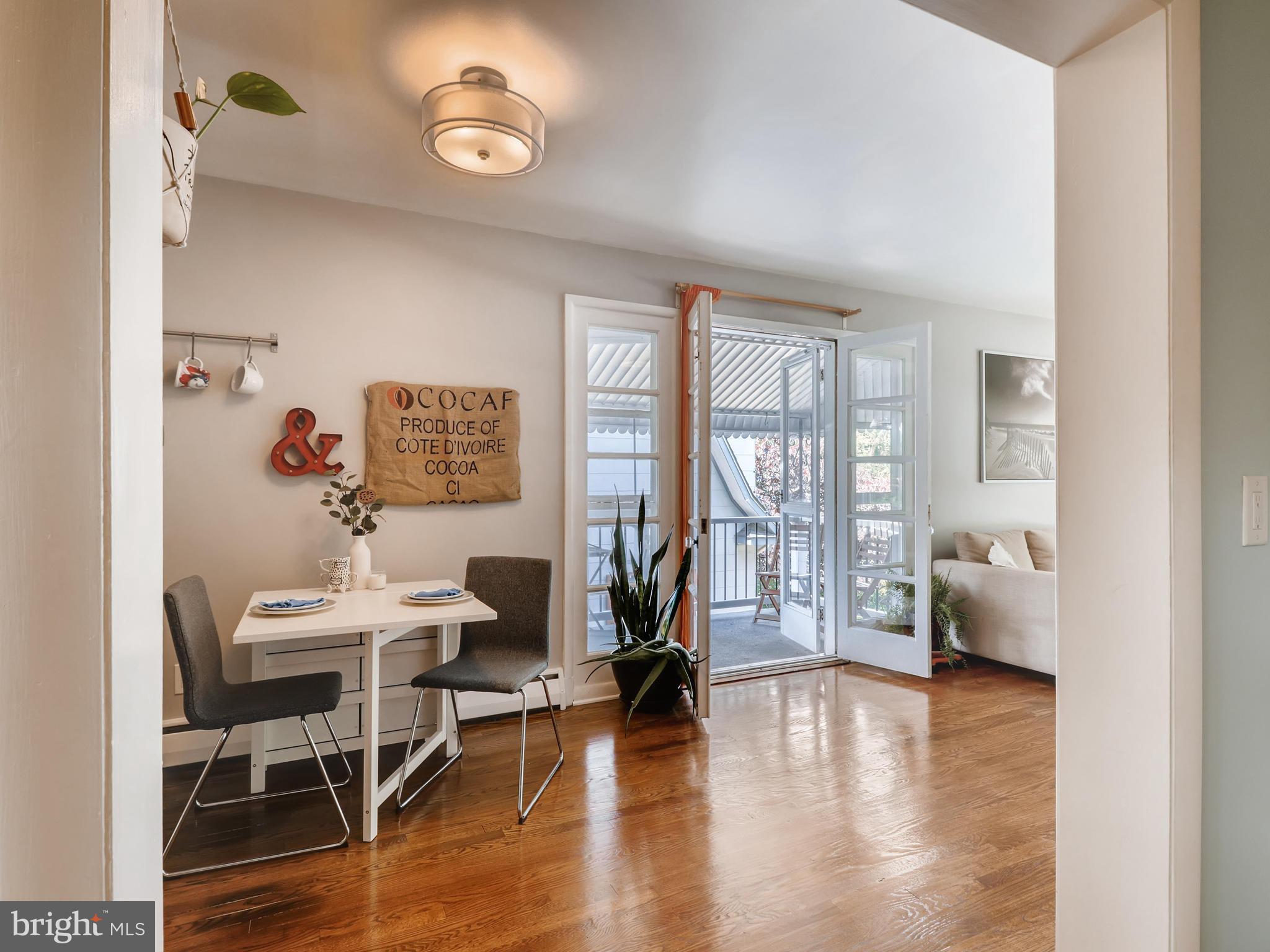 728 Brookwood Road Baltimore, MD 21229 - Photo 9 of 25