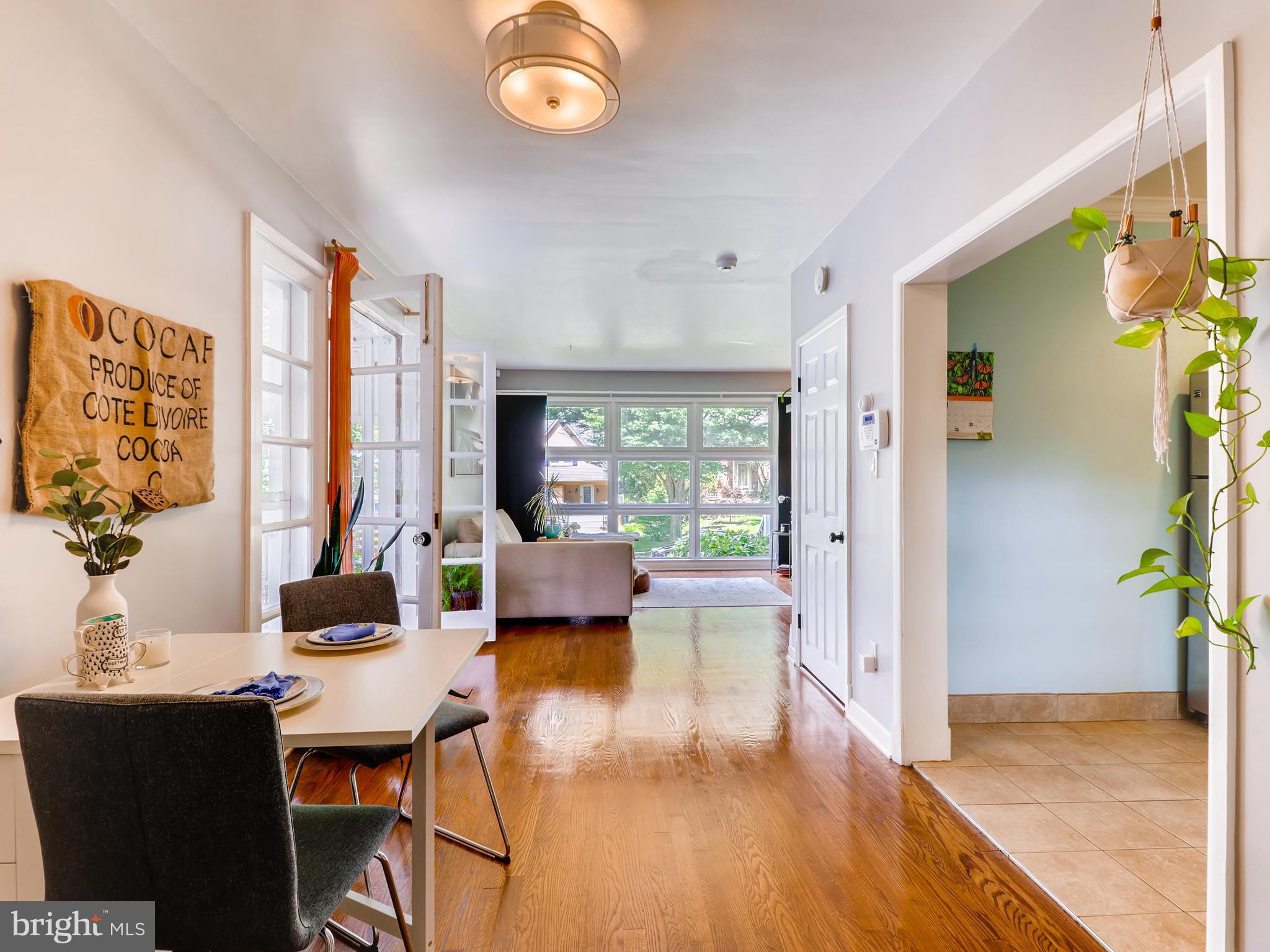 728 Brookwood Road Baltimore, MD 21229 - Photo 10 of 25