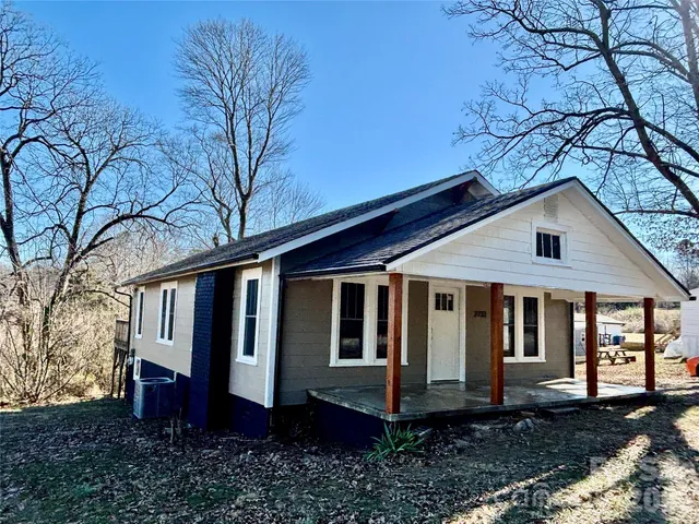 $209,900 | 2733 Coldwater Street, Connelly Springs, NC 28612