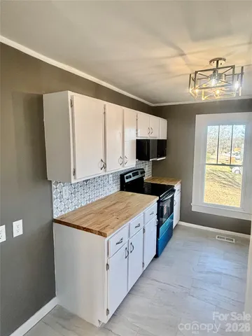 $209,900 | 2733 Coldwater Street, Connelly Springs, NC 28612