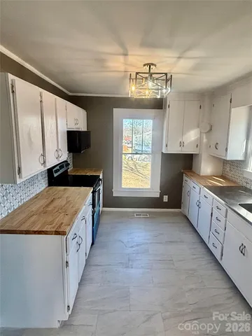 $209,900 | 2733 Coldwater Street, Connelly Springs, NC 28612