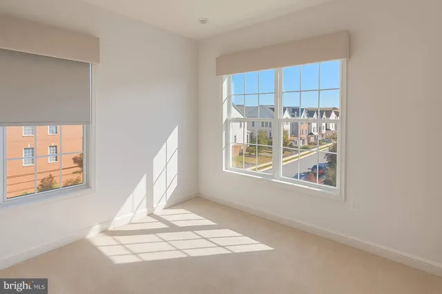 a view of empty room with front door