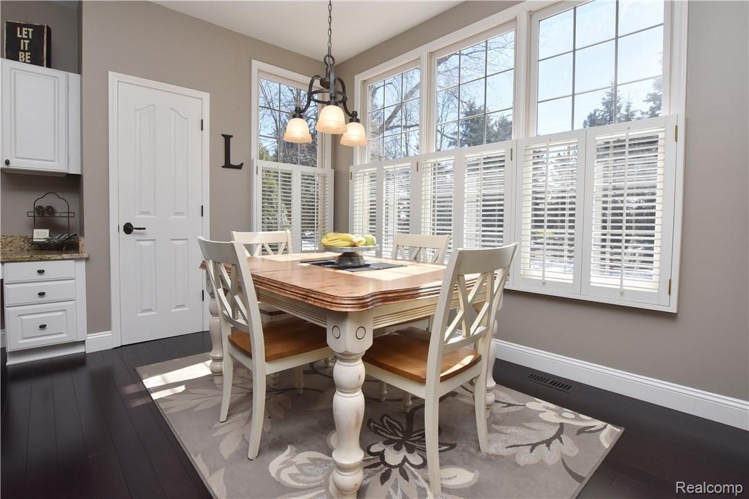 3373 West York Court Rochester, MI 48306 - Photo 16 of 37 3373 W York Ct016.JPG