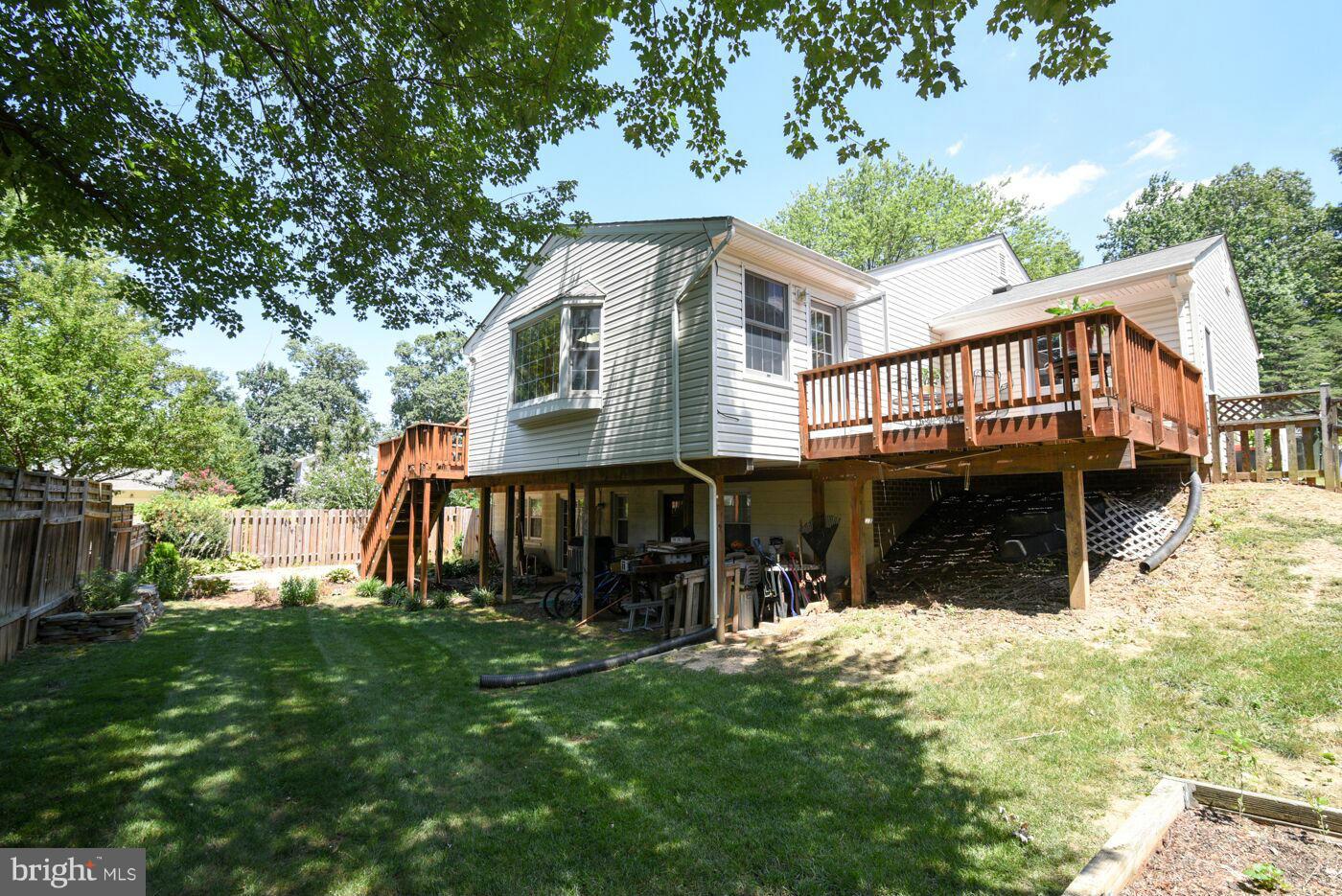 1502 Stuart Road Herndon, VA 20170 - Photo 24 of 26 Exterior (Rear)