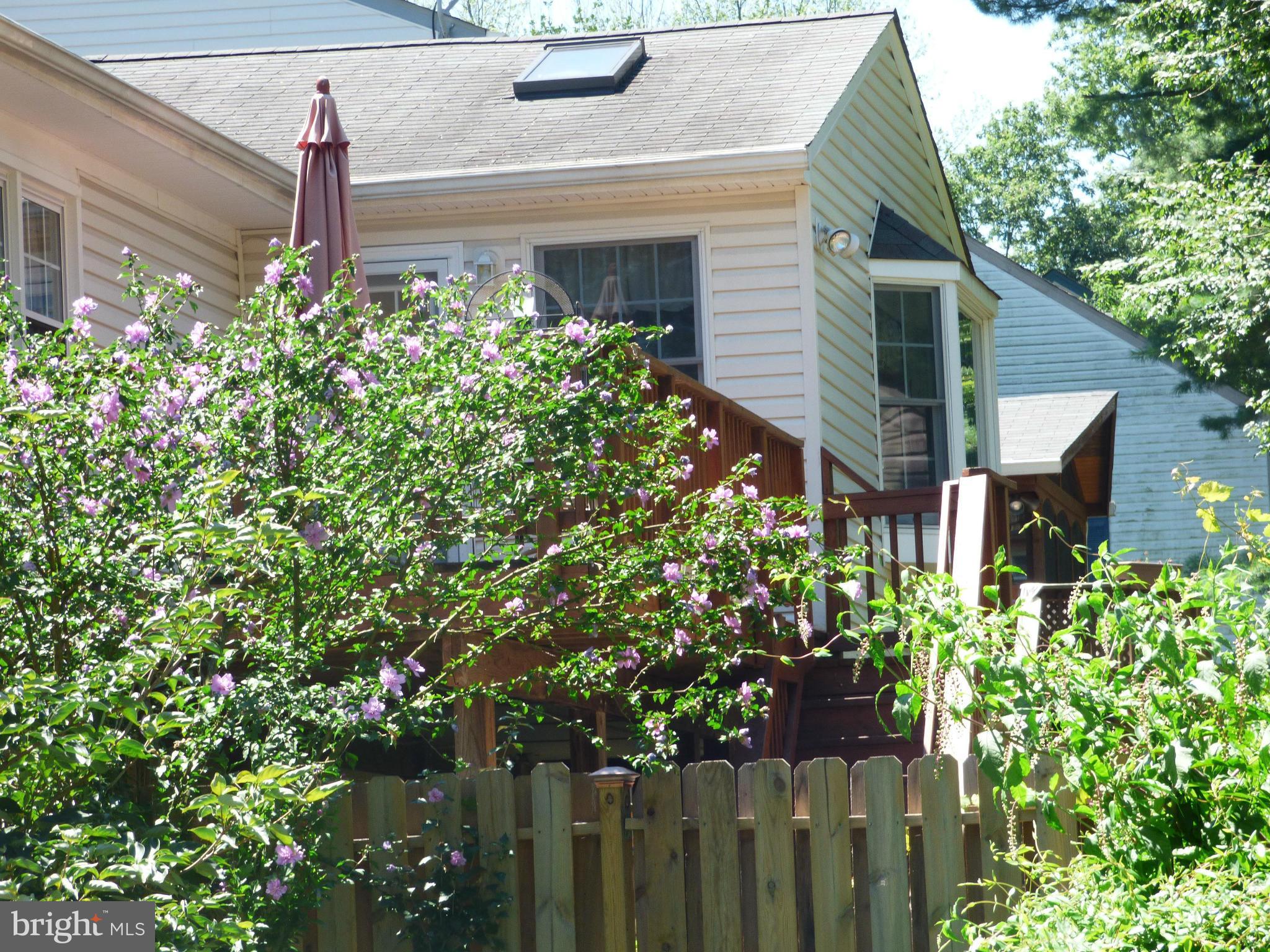1502 Stuart Road Herndon, VA 20170 - Photo 25 of 26 Exterior (Rear)
