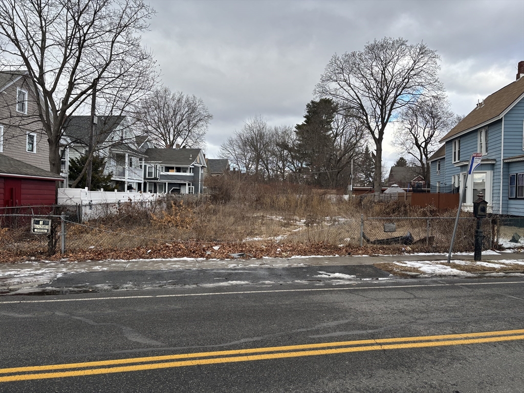 Ns Bay Street Springfield, MA 01109 - Photo 2 of 3 Gallery Image 2