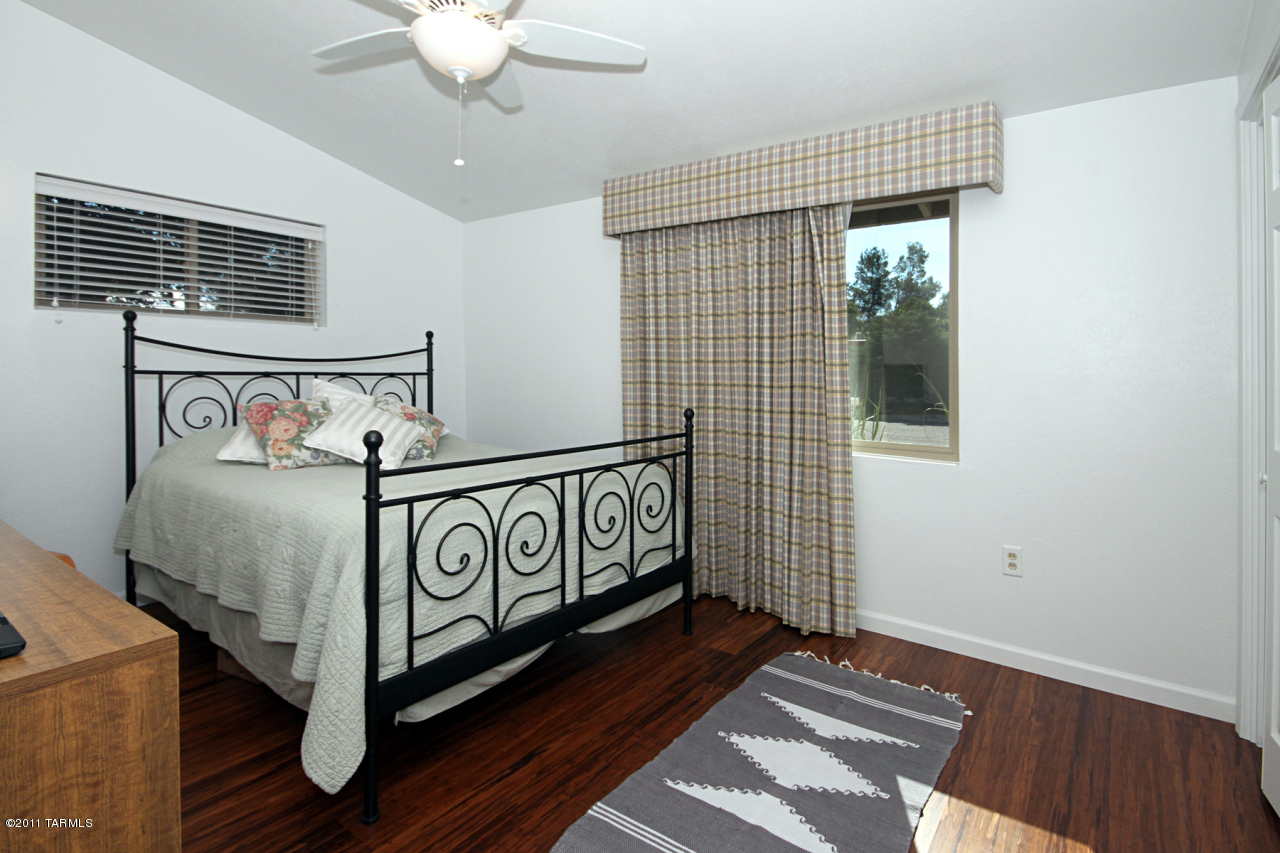 5221 East Alhambra Place Tucson, AZ 85711 - Photo 14 of 20