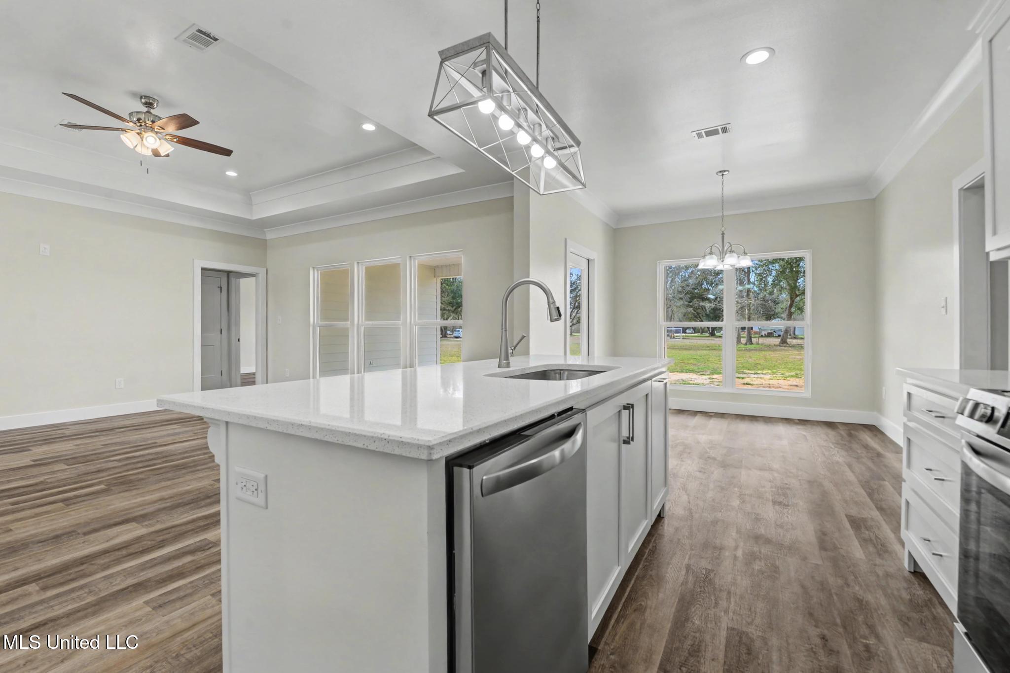 237 V E Howell Road Lucedale, MS 39452 - Photo 10 of 29 010
