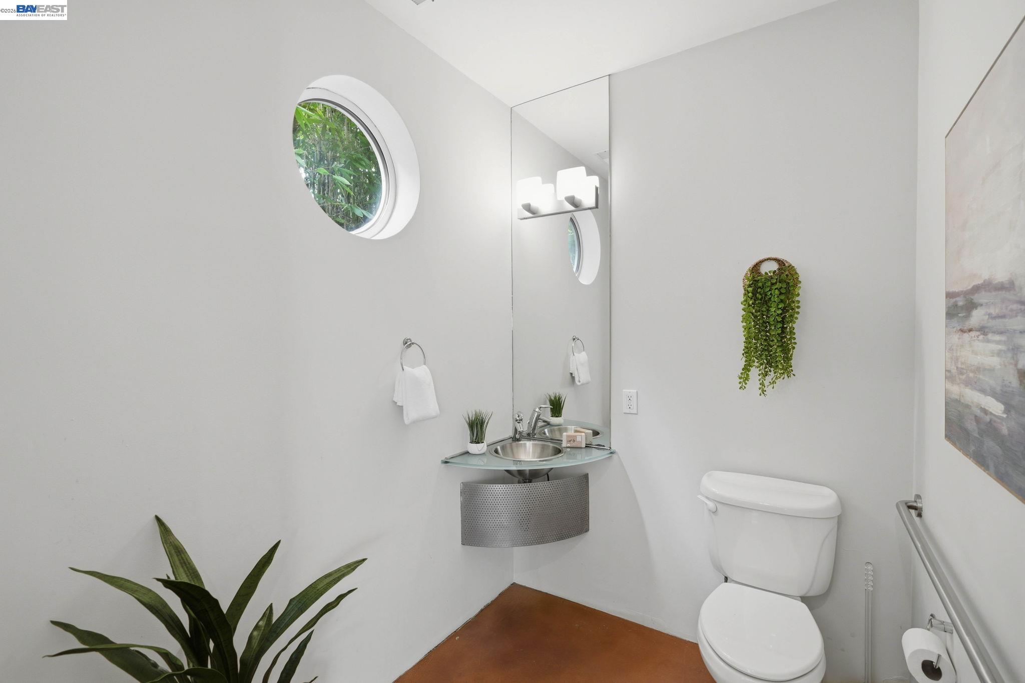 2709 Tenth Street, Unit D Berkeley, CA 94710 - Photo 29 of 67