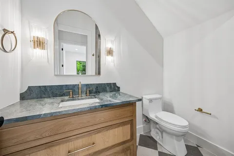 $1,075,000 | 419 Cameron Avenue, Dallas, TX 75223