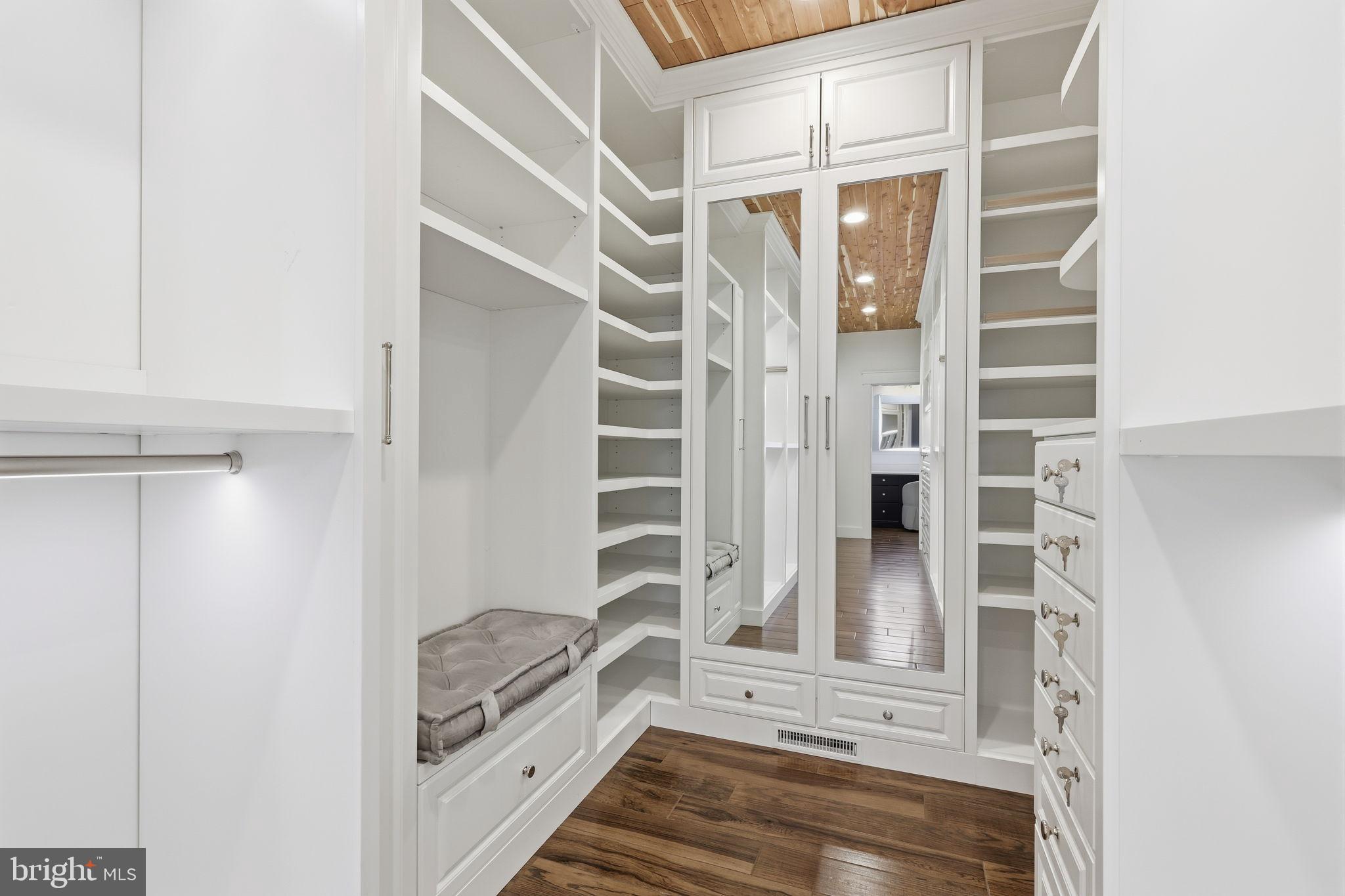176 Fenstermaker Road Kutztown, PA 19530 - Photo 33 of 149 Spacious, elegant walk-in closet with mirrors.