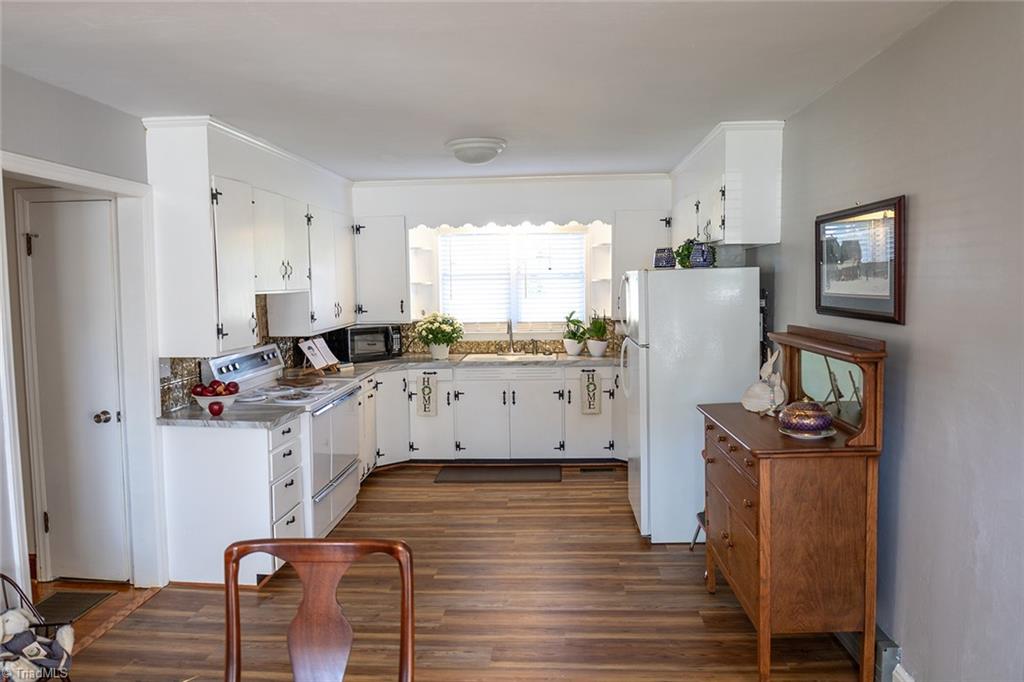 2043 Snow Hill Church Road Danbury, NC 27016 - Photo 7 of 49