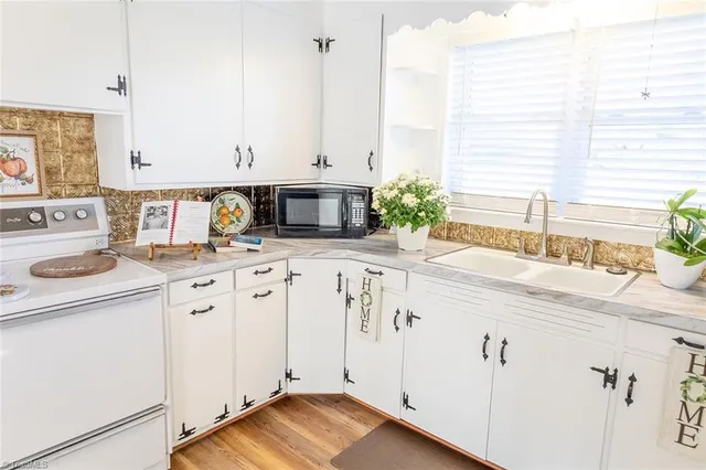 $300,000 | 2043 Snow Hill Church Road, Danbury, NC 27016