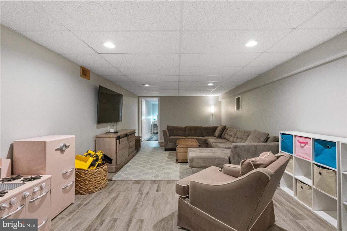 6 Blackfoot Road Pennington, NJ 08534 - Photo 22 of 30